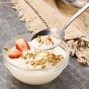 Cuillère ronde martelée en titane pur, durable, plaquée argent, manche long, design moderne pour la maison et les restaurants - Product Image 4