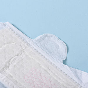 Serviettes hygiéniques essentielles au quotidien, couverture moyenne, surface en coton, adhésif fiable, soins menstruels de base - Product Image 3