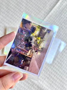 إصدار جديد الأعلى مبيعاً فيلم للبطاقات وامض بالليزر بألوان قوس قزح غلاف شفاف ثلاثي الأبعاد لامع للبطاقات غلاف لحماية بطاقات الألعاب