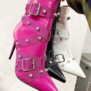 Moda donna <span class=keywords><strong>stivaletti</strong></span> neri tacchi alti impermeabili autunno inverno scarpe in pelle con fibbia per cintura stivali da donna - Product Image 4