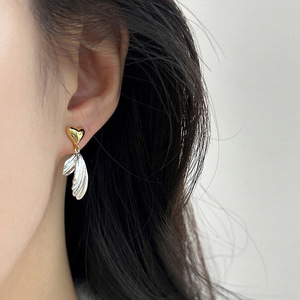 Orecchini Pendenti a Coda di Pesce Bicolore a Forma di Cuore per Donne, Gioielli Eleganti e Versatili - Product Image 2