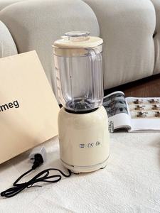 Blender en verre sans BPA de 800 ml avec lame en acier inoxydable et marques de mesure pour les smoothies et un mélange précis - Product Image 2