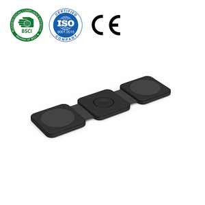 <span class=keywords><strong>Chargeur</strong></span> de voyage rapide magnétique sans fil OEM 15W 3 en 1 <span class=keywords><strong>chargeur</strong></span> pliable pour IWatch - Product Image 3