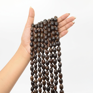 Rosario de Semillas de Loto Sagrado - Cuentas de Loto Naturales sin Pulir para Puja y Meditación - Product Image 4