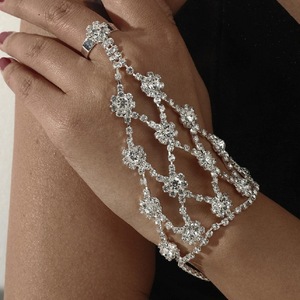 Tobillera de Cristal con Forma de Flor, Chapada en Plata 925, Joyería Romántica para Pies de Novia, Accesorio para Pies Descalzos en la Playa para Mujer - Product Image 3