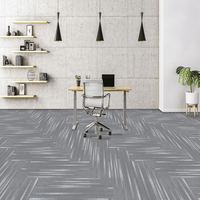 Tapis de sol modernes auto-adhésifs à boucles, épais, rembourrés, antidérapants, faciles à installer soi-même, ignifuges, doux, adaptés aux animaux domestiques, antimicrobiens