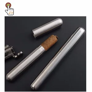 Regalo promozionale tubo di lusso portatile in fibra di carbonio portasigari uomo Cutter in acciaio inox metallo logo personalizzato portasigari da viaggio