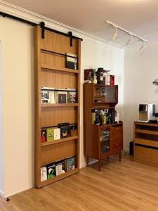 Venta al por mayor 2025 Metal estilo industrial contenedor puerta corredera Metal granero puerta para Bar <span class=keywords><strong>restaurante</strong></span> - Product Image 3