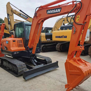 Pelle sur chenilles Doosan d'occasion DX60 Excavatrice sur chenilles Doosan 6 tonnes - Product Image 1