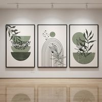 Ensemble d'art mural bohème minimaliste vert sauge et beige, 3 impressions sur toile encadrées brillantes avec des motifs géométriques de lignes, de feuilles, de soleil et de lune