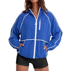 Veste athlétique légère pour femme, coupe-vent à capuche avec fermeture éclair et poches latérales, idéale pour la randonnée et les activités sportives - Product Image 1