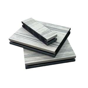 Tarima de PVC entrelazada, antideslizante, impermeable, ignífuga, ecológica, de bajo mantenimiento y contemporánea para parques, gimnasios y exteriores. - Product Image 4