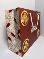 Sacs d'emballage de luxe personnalisés en papier kraft recyclé pour cadeaux de mariage et vêtements, avec logo, pour téléphones portables et montres connectées