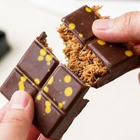 Chocolat au pistache de Dubaï, chocolat au lait de Dubaï, barre de chocolat, prix d'usine, collation halal avec ingrédient à base de noix