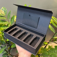 Boîte cadeau à fermeture magnétique avec insert en mousse EVA pré-découpé, boîte d'emballage à rabat multi-emplacements, impression personnalisée, boîte de rangement pour flacons d'huiles essentielles
