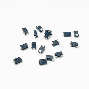 1n4001 bề mặt gắn kết <span class=keywords><strong>Diode</strong></span> CHỈNH LƯU SMD 1A Do-214Ac nhà sản xuất ban đầu - Product Image 1