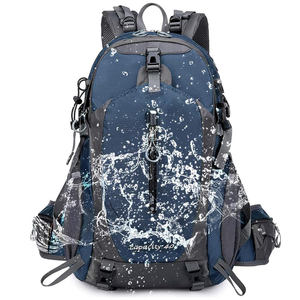 Personalisierbarer Unisex Wanderrucksack 40L, Wasserdichter, Leichter Rucksack zum Wandern, Campen und Reisen für Damen und Herren - Product Image 3