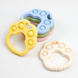 Jouet <span class=keywords><strong>de</strong></span> <span class=keywords><strong>dentition</strong></span> en silicone <span class=keywords><strong>de</strong></span> qualité alimentaire pour bébé, jouet <span class=keywords><strong>de</strong></span> <span class=keywords><strong>dentition</strong></span> en forme d'animal <span class=keywords><strong>de</strong></span> dessin animé, jouet sensoriel pour bébé, jouet <span class=keywords><strong>de</strong></span> <span class=keywords><strong>dentition</strong></span> pour bébé <span class=keywords><strong>de</strong></span> 0 à 12 mois - Product Image 4