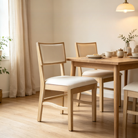 Chaise de salle à manger rembourrée en chêne massif de style ferme moderne, avec un design durable et stable pour une utilisation commerciale dans les restaurants