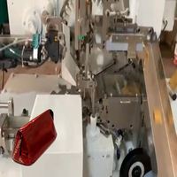 Machine d'emballage triangulaire de feuilles de chocolat en une seule pièce, thermoscellage rapide, entièrement automatique, personnalisable
