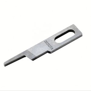 Lame de machine à coudre interlock à trois aiguilles et cinq fils pour Pegasus W500/M700 SiRUBA 747/757 - Product Image 4