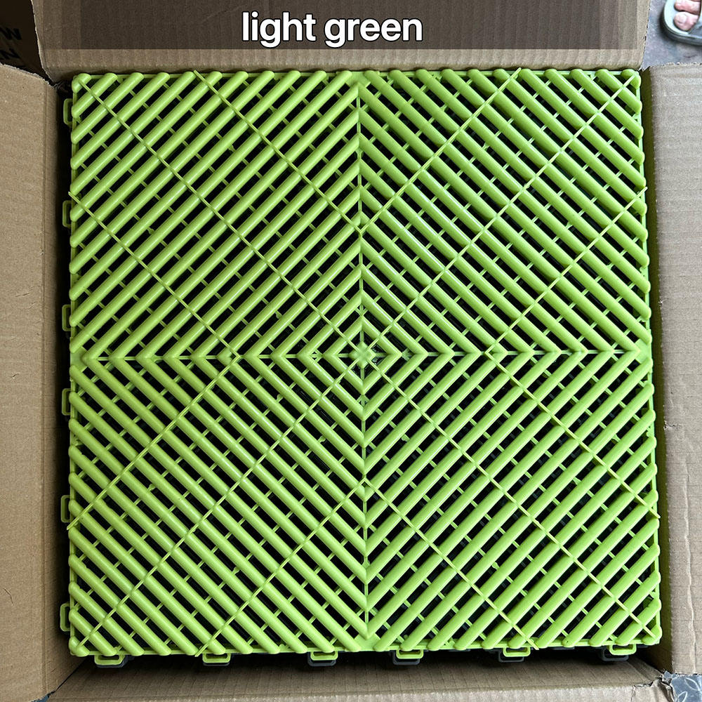 สีเขียวอ่อน