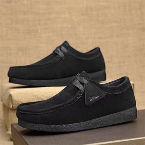 Zapatos Casuales de Cuero con Suela Suave, Estilo Retro Británico, Ligeros, Antideslizantes, Impermeables, con Suela Gruesa, para Caminar y Trabajar, para Hombre - Product Image 1