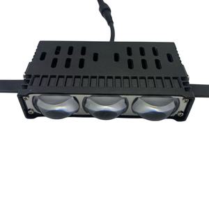 YL 3 Modelo Blanco Amarillo Luz de Rejilla Central con Ojos de Demonio 6000k Temperatura de Color El Favorito de Todos los Fans con Ojos de Demonio - Product Image 1