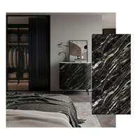 Vente flash : panneau mural de douche imperméable SPC 4x8, plaque en PVC marbré UV pour salle de bain et cuisine