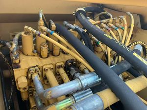 รถขุดตีนตะขาบ Caterpillar รุ่น 320bl 320b 320c 320d มือสอง สภาพดี จากญี่ปุ่น - Product Image 4