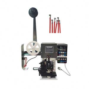 Machine à sertir automatique à dénuder les fils et les câbles terminaux - Product Image 5