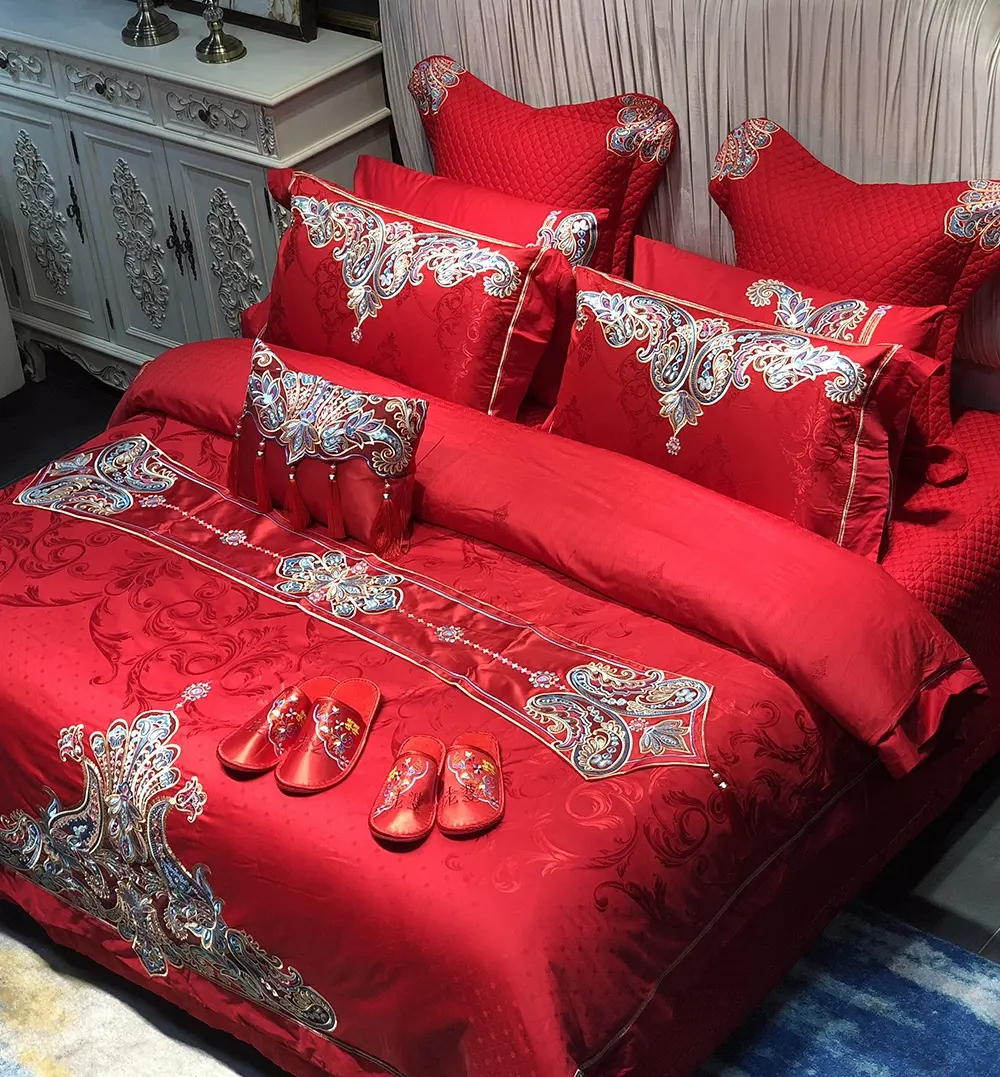 China estilo fantasia vestido de noiva bordado vermelho atacado algodão lençóis de cetim conjunto de cama consolador