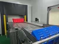Automatische roestvrijstalen hogedruk kratwasmachine slachthuis voedsel groente fruit fabriek plastic manden reinigingsmachine