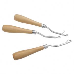 Manche en bois perruque point de tricot bricolage couture tapis outil de réparation métal Crochet sangle serrure intégrée - Product Image 1