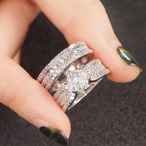 Exquisito Anillo de Compromiso Solitario de Lujo para Parejas, la Elección para Bodas - Product Image 2