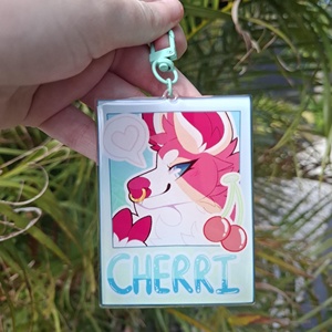 Badge nominatif personnalisé en acrylique époxy avec motif en fourrure, impression physique sur mesure, OEM/ODM - Product Image 1