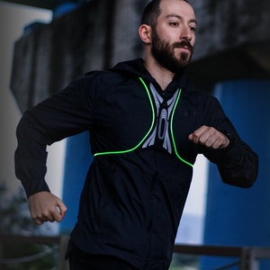 Chaleco Reflectante de Seguridad para Correr con Carga Micro USB, Suministro de Protección para Exteriores, Portátil, con Entrega en 7 Días, Venta al por Mayor - Product Image 6