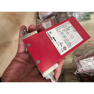 Controlador de Flujo Másico HORIBASTEC SEC-N112JRW N2 5SLM 9PIN 485 Usado - Product Image 2