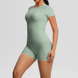 Conjunto de ropa deportiva Leggings elásticos de manga corta y bolsillo que absorben el sudor para correr y entrenar - Product Image 2