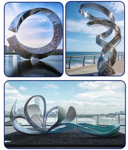 Escultura Metálica Abstracta Personalizada de Acero Inoxidable, Arte para Exteriores para Centros de Venta Inmobiliaria, Hoteles y Campus de Oficinas - Product Image 3