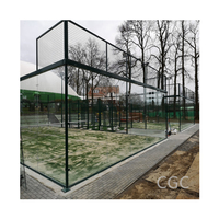 Terrain de paddle-tennis intérieur/extérieur avec éclairage LED et système de clôture en verre trempé