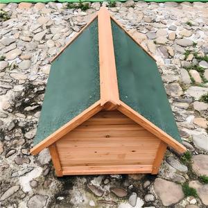 Nichoir pour chien en bois de <span class=keywords><strong>sapin</strong></span> de qualité supérieure avec toit en asphalte, villa pour animaux de compagnie résistante aux intempéries avec patio, abri extérieur pour chien pour toutes les saisons - Product Image 4
