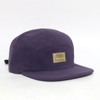 Casquette de camping unisexe en polaire à 5 panneaux avec logo en cuir personnalisé et embossé, visière plate, pour l'hiver et l'extérieur – Vente directe usine