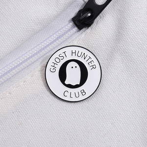 Toptan benzersiz hayalet avcısı kulübü emaye pimleri özel baskılı yaka rozetleri şapka sırt çantası giysi takı hediyeler için arkadaşlar - Product Image 3