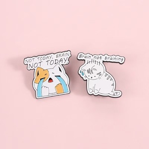 Al por mayor Lindos pines de esmalte con diseño de cerebro y la frase 'Not Brainning', y broches de solapa con diseño de ángel, cruz, llanto lindo y cita de trabajo humorística, para Año Nuevo - Product Image 2