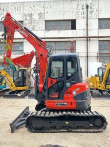<span class=keywords><strong>Mini</strong></span>-excavatrice <span class=keywords><strong>Kubota</strong></span> KX057 de haute qualité, 5 tonnes, modèle 2022, pour l'agriculture et la construction, avec moteur, boîte de vitesses, pompe, en bon état - Product Image 5