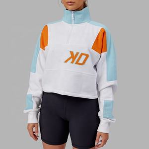 Maglione in ciniglia con Design personalizzato con Design a quarto di colore e chiusura in ciniglia - Product Image 3