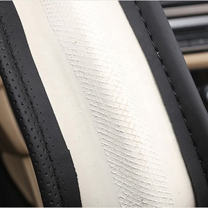 Accessoires intérieurs <span class=keywords><strong>de</strong></span> voiture Offre Spéciale respirant couverture <span class=keywords><strong>de</strong></span> volant <span class=keywords><strong>de</strong></span> voiture EN CUIR PU couverture <span class=keywords><strong>de</strong></span> volant 38cm - Product Image 6