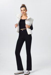 Gilet élégant en duvet avec col montant, couleur unie, toucher confortable et coupe ajustée. - Product Image 2