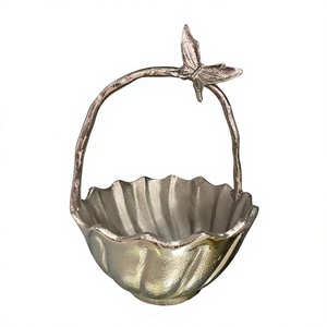 Cuenco Vintage de Metal con Asa de Mariposa, Diseño de Ondas Plateadas Pulidas Hecho a Mano, Regalo de Boda, Decoración Moderna, Cuencos para Regalo - Product Image 1